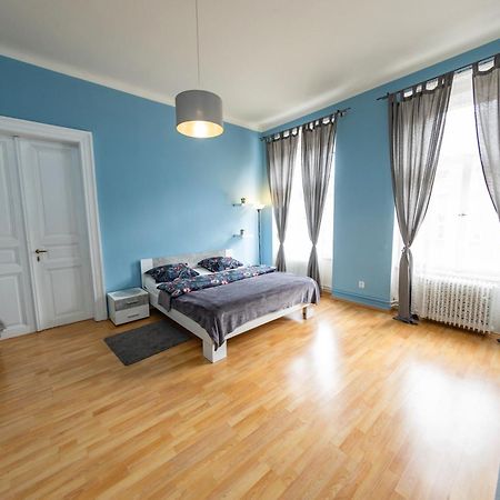 Ferienwohnung I.P.Pavlova Prag Exterior foto